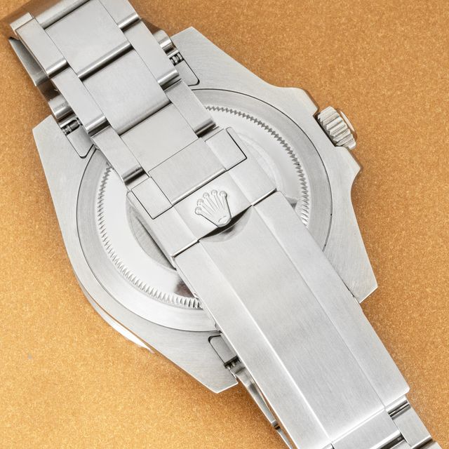 Rolex Submariner 116610 LN Image 3